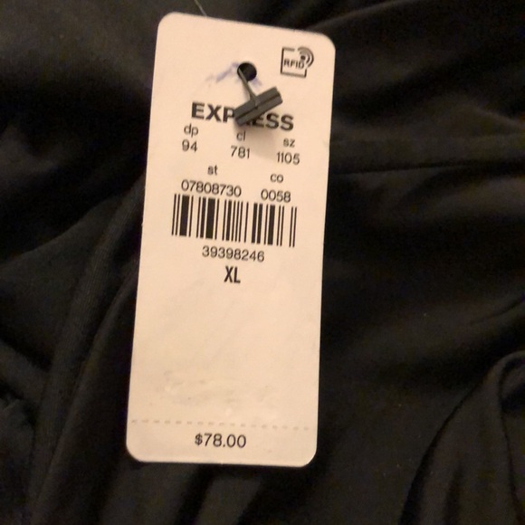 Express Body Contour Rushed Dress - Picture 13 of 15